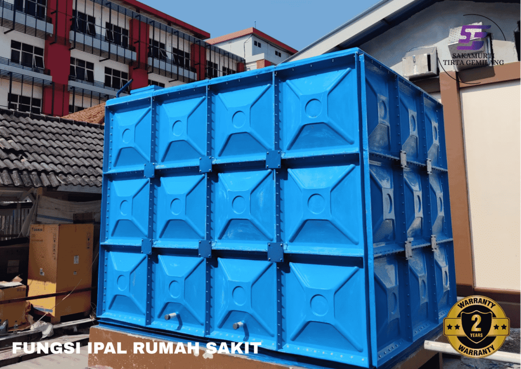Tangki biru sistem instalasi pengolahan air limbah medis sebagai fungsi IPAL rumah sakit yang aman dan ramah lingkungan.